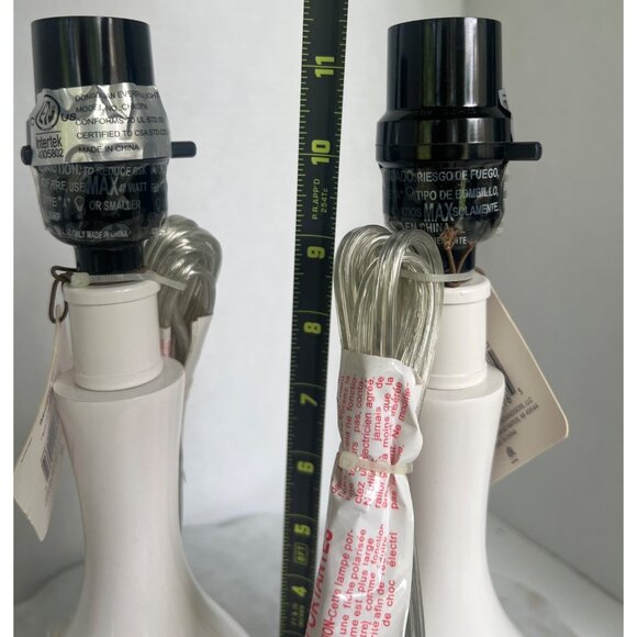 Set Of 2 White Ceramic Accent Lamps 11.5" Tall Corded Plug Design Minimalist NWT - Picture 4 of 6